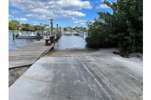 19430 W Indies Lane, Jupiter, FL 33469 Sold 12/08/23