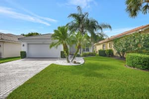 10935 Carmelcove Circle, Boynton Beach, FL 33473 Sold 01/16/24