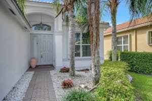 10935 Carmelcove Circle, Boynton Beach, FL 33473 Sold 01/16/24