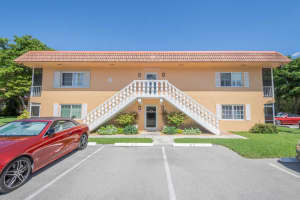 351 NE 19th Place 110k, Wilton Manors, FL 33305 Sold 11/30/23
