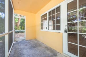 351 NE 19th Place 110k, Wilton Manors, FL 33305 Sold 11/30/23