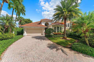 714 Sandy Point Lane, North Palm Beach, FL 33408 Sold 11/28/23