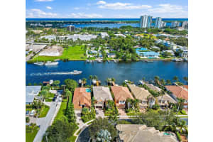 714 Sandy Point Lane, North Palm Beach, FL 33408 Sold 11/28/23