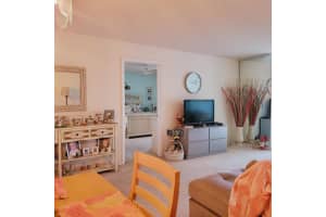 24 Abbey Lane 105, Delray Beach, FL 33446 Sold 03/01/24