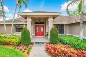 15310 Meadow Wood Drive, Wellington, FL 33414 Sold 11/30/23