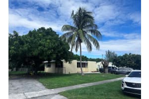 455 Pensacola Drive, Lake Worth, FL 33462 Sold 11/30/23