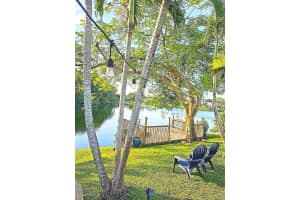 122 Van Gogh Way, Royal Palm Beach, FL 33411 Sold 03/15/24