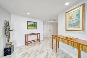 100 Lakeshore Drive 353, North Palm Beach, FL 33408 Sold 05/28/24