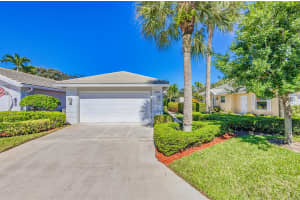 4413 Lacey Oak Drive, Palm Beach Gardens, FL 33410 Sold 11/29/23