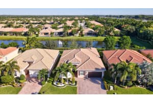 8225 Razorback Court, Boynton Beach, FL 33473 Sold 04/08/24