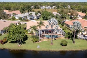 5274 SE Lost Lake Way, Hobe Sound, FL 33455 Sold 12/14/23