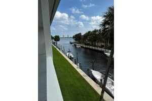 120 Lehane Terrace 310, North Palm Beach, FL 33408 Sold 06/07/24