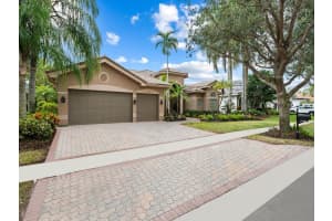 19546 Saturnia Lakes Drive, Boca Raton, FL 33498 Sold 12/18/23