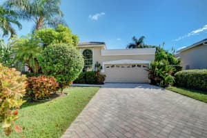 4726 Carlton Golf Drive, Lake Worth, FL 33449 Sold 02/01/24