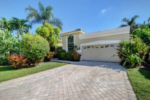 4726 Carlton Golf Drive, Lake Worth, FL 33449 Sold 02/01/24
