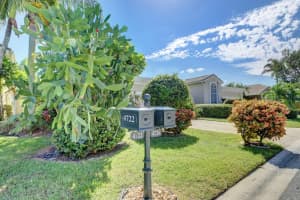 4726 Carlton Golf Drive, Lake Worth, FL 33449 Sold 02/01/24
