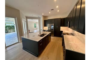 2921 Twin Oaks Way, Wellington, FL 33414 Sold 01/17/25