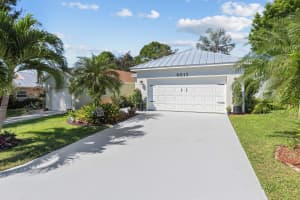 8017 SE Sugar Pines Way, Hobe Sound, FL 33455 Sold 12/06/23