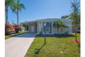 495 NE Moonstone Drive, Jensen Beach, FL 34957 Sold 03/22/24