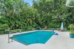 5025 Whispering Hollow, Palm Beach Gardens, FL 33418 Sold 11/08/23