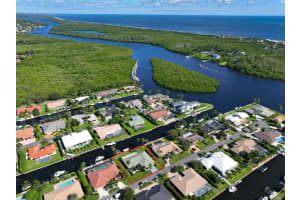 9087 SE Star Island Way, Hobe Sound, FL 33455 Sold 05/08/24