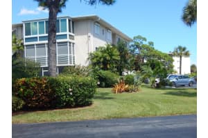 2534 S Garden Drive 107, Lake Worth, FL 33461 Sold 12/20/23
