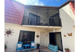 3814 Victoria Drive, West Palm Beach, FL 33401 Sold 12/04/23