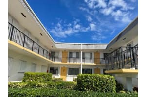 2840 Cynthia Lane 103, Lake Worth Beach, FL 33461 Sold 02/22/24