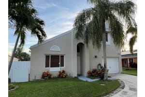 9 Elton Place, Boynton Beach, FL 33426 Sold 12/28/23