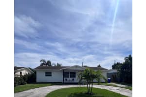 2244 SE Washington Street, Stuart, FL 34997 Sold 01/12/24