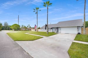 5469 Fox Valley Trail, Lake Worth, FL 33463 Sold 02/22/24