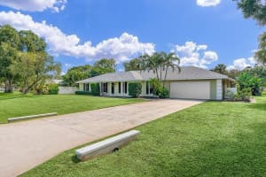 1035 6th Place, Vero Beach, FL 32962 Sold 02/26/24