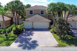 4065 Torres Circle, West Palm Beach, FL 33409 Sold 04/05/24