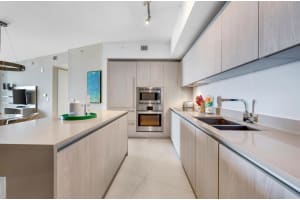 4111 S Ocean Drive 2410, Hollywood, FL 33019 Sold 12/14/23