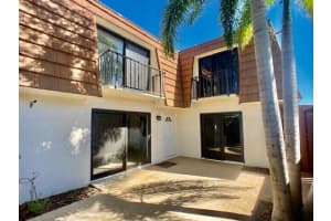 3900 County Line Road 2d, Tequesta, FL 33469 Sold 01/26/24