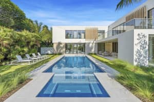 2291 Ibis Isle Road E, Palm Beach, FL 33480 Sold 02/26/24