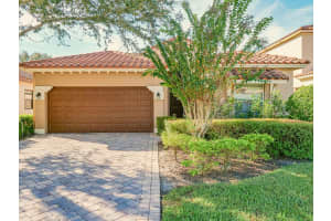 5513 57th Way, Vero Beach, FL 32967 Sold 11/29/23