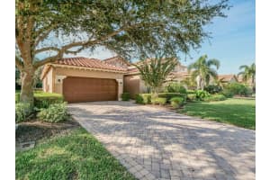 5513 57th Way, Vero Beach, FL 32967 Sold 11/29/23