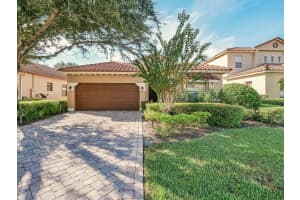 5513 57th Way, Vero Beach, FL 32967 Sold 11/29/23