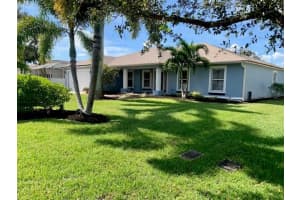 165 36th Court SW, Vero Beach, FL 32968 Sold 12/15/23