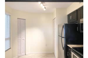 19108 Glenmoor Drive, West Palm Beach, FL 33409 Sold 11/27/23