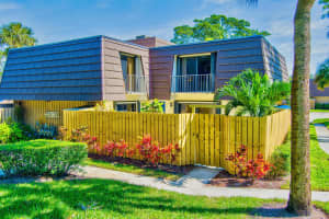 1504 15th Court, Palm Beach Gardens, FL 33410 Sold 12/05/23