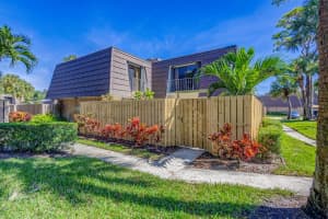 1504 15th Court, Palm Beach Gardens, FL 33410 Sold 12/05/23