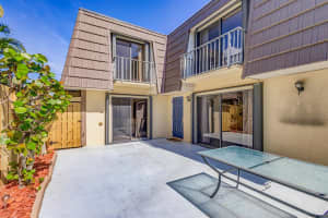 1504 15th Court, Palm Beach Gardens, FL 33410 Sold 12/05/23