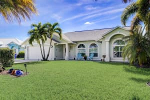 516 NE Pecos Way, Jensen Beach, FL 34957 Sold 12/18/23