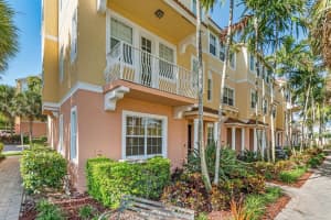 101 Harbors Way, Boynton Beach, FL 33435 Sold 12/20/23