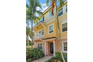 101 Harbors Way, Boynton Beach, FL 33435 Sold 12/20/23