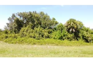 3014 Cherry Lane, Labelle, FL 33935 Sold 04/10/25