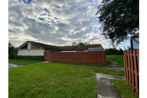 1031 Summit Place Circle D, West Palm Beach, FL 33415 Sold 02/20/24