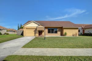 8235 Whitewood Cove E, Lake Worth, FL 33467 Sold 11/30/23